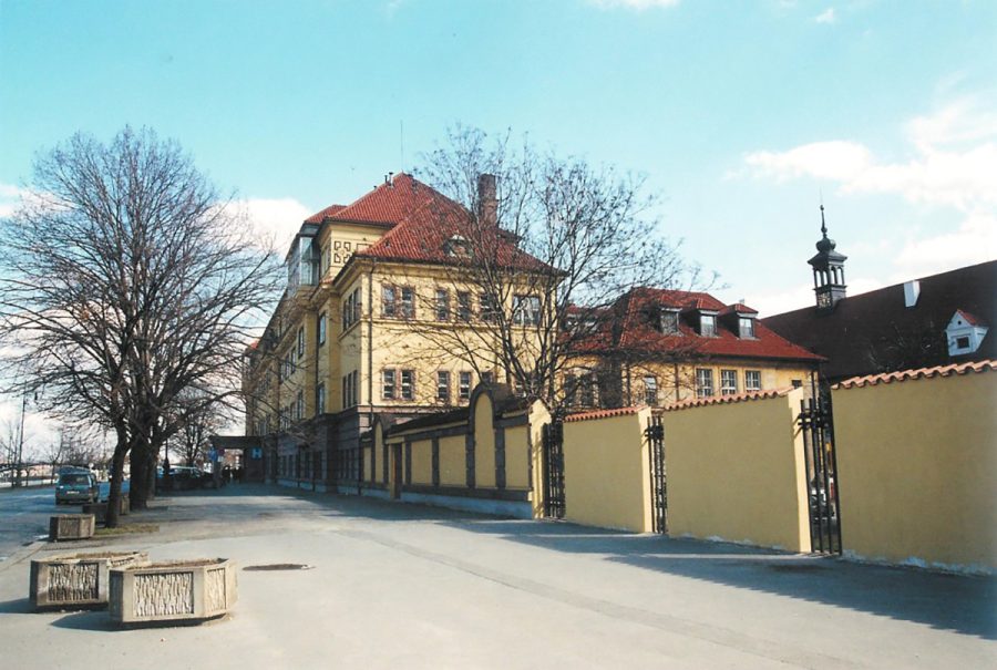 NA FRANTISKU 病院